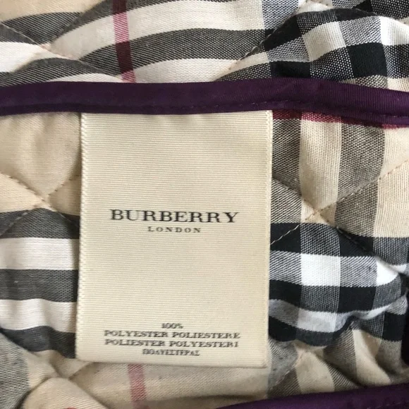 COPY - Burberry Quilted Jacket - Picture 7 of 7